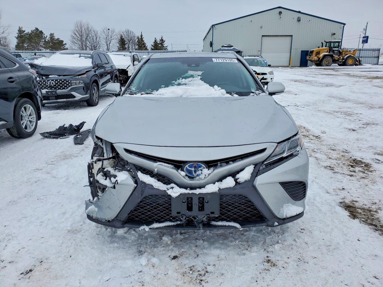 2020 TOYOTA CAMRY SE photo 13