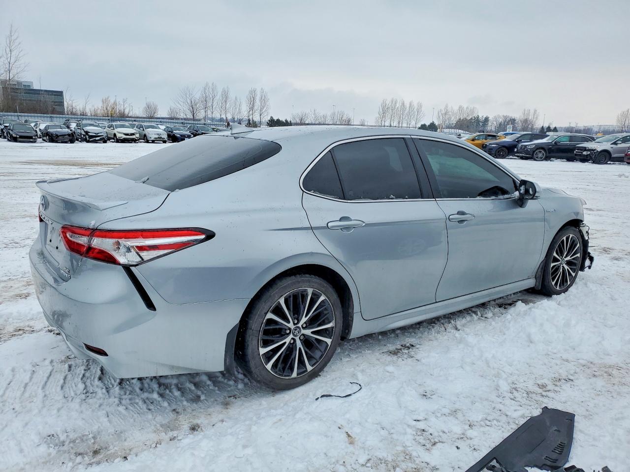 2020 TOYOTA CAMRY SE photo 7