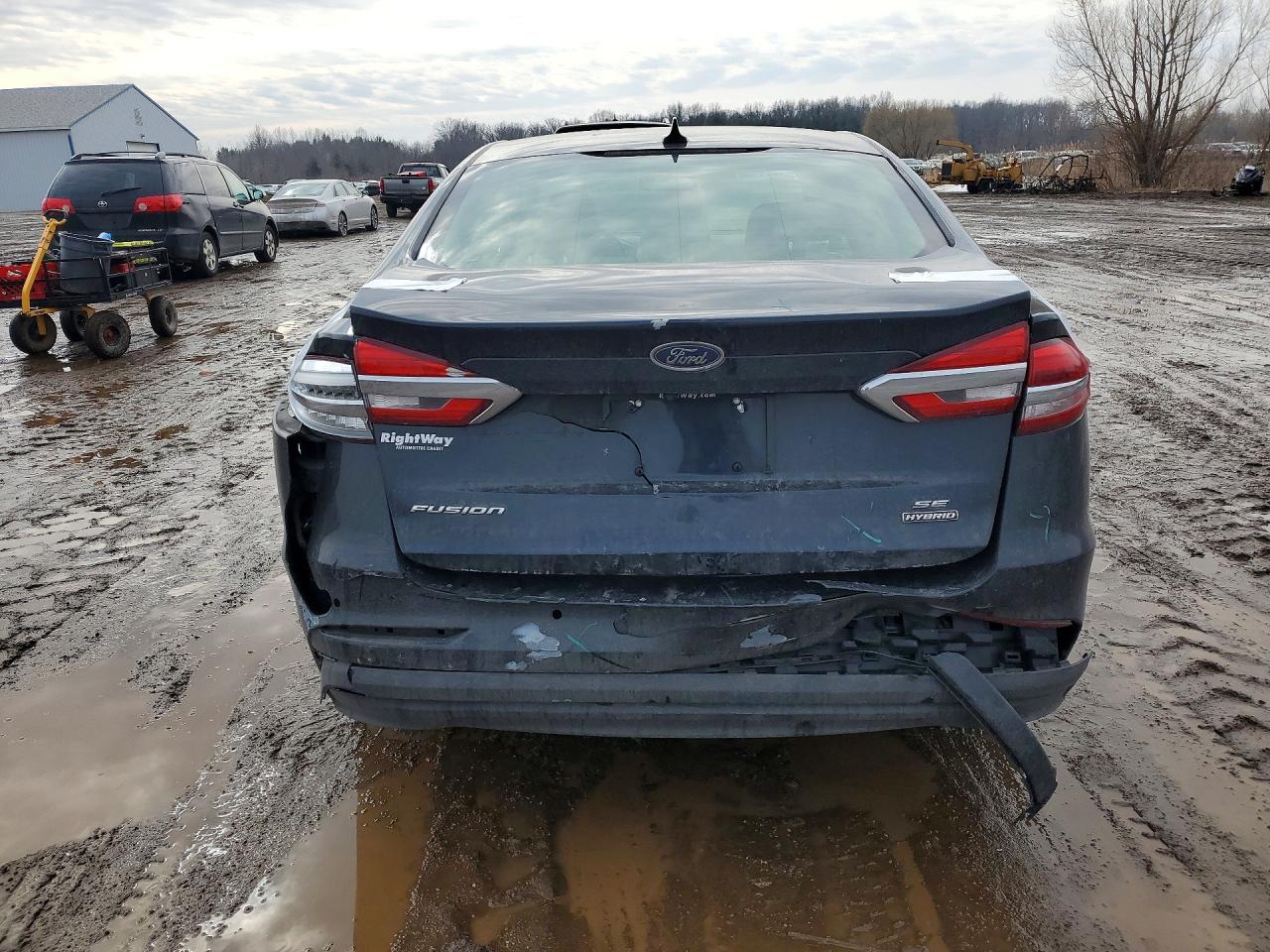 2020 FORD FUSION photo 6