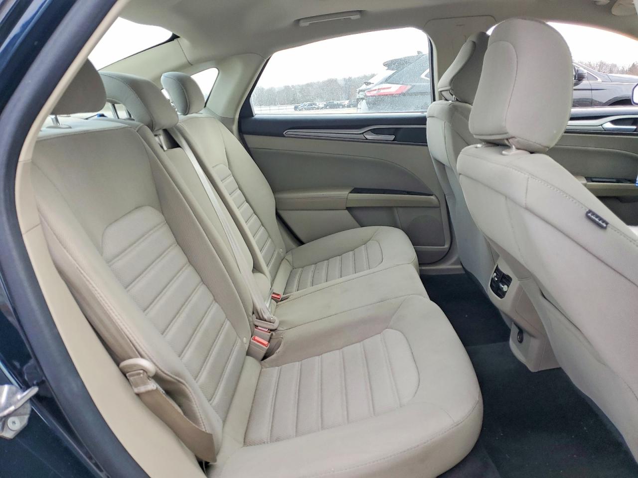 2020 FORD FUSION photo 10