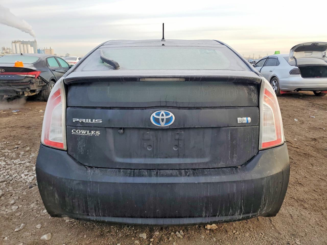 2012 TOYOTA PRIUS photo 11