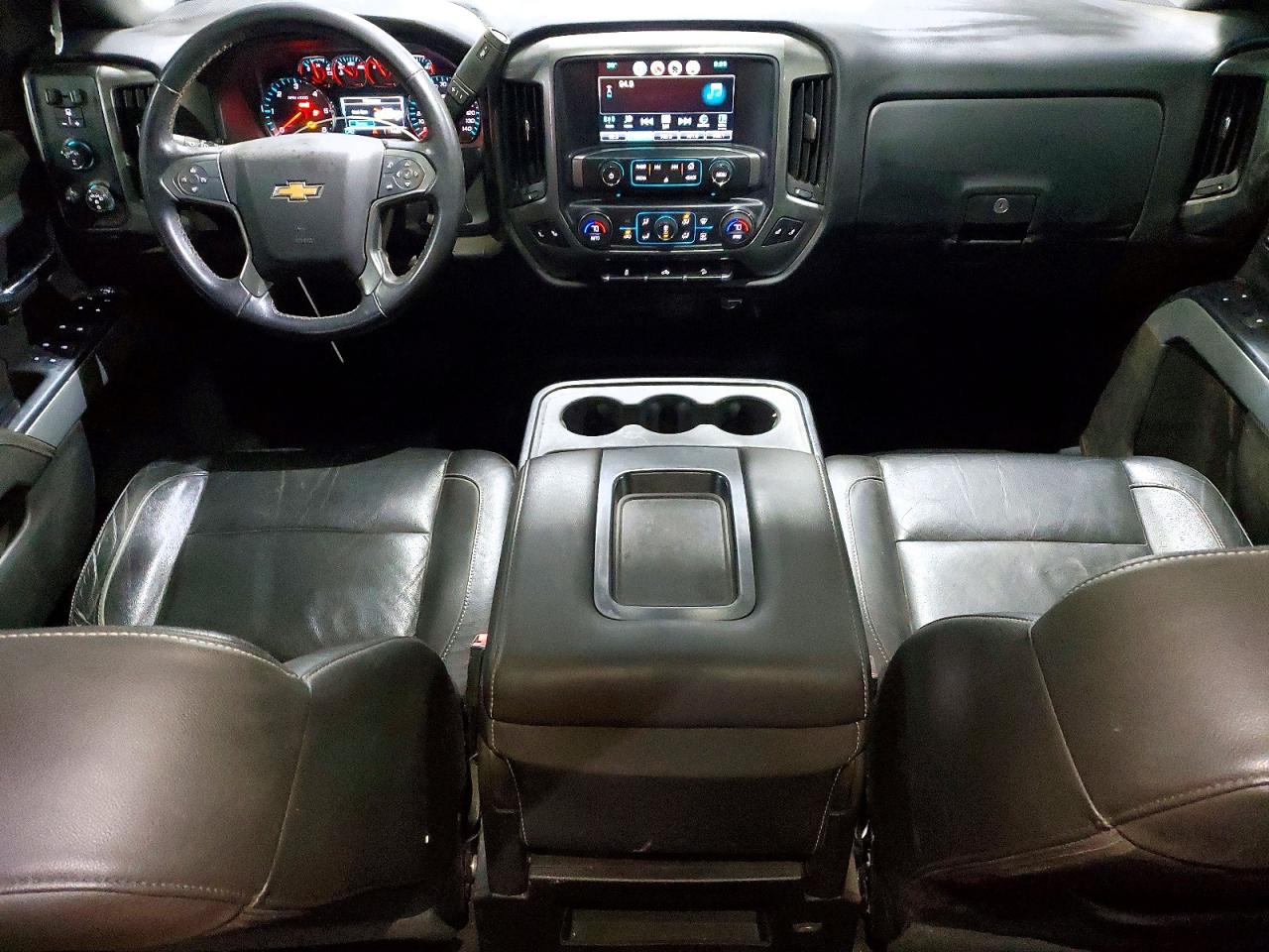 2018 CHEVROLET SILVERADO K1500 LT photo 8