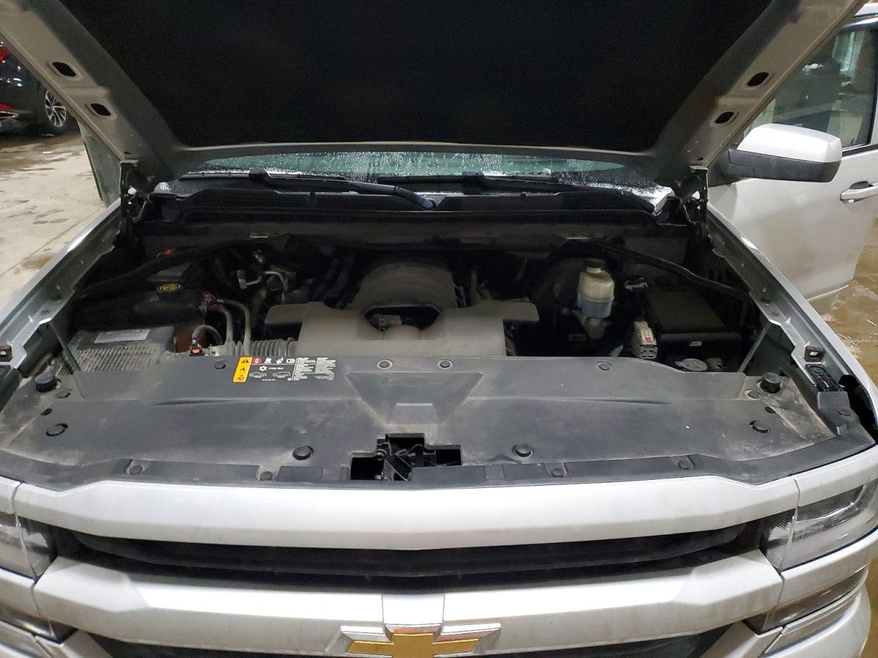 2018 CHEVROLET SILVERADO K1500 LT photo 11