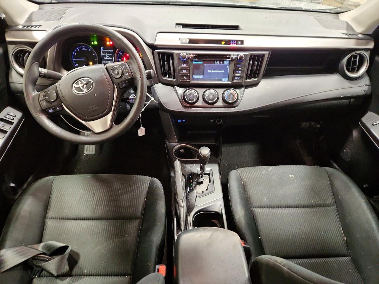 2018 TOYOTA RAV4 LE photo 8