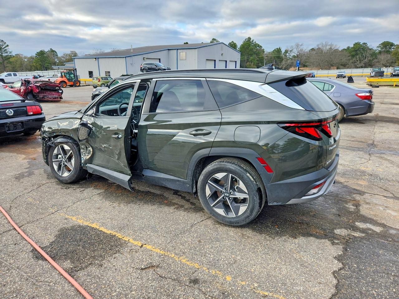 2025 HYUNDAI TUCSON SEL photo 2