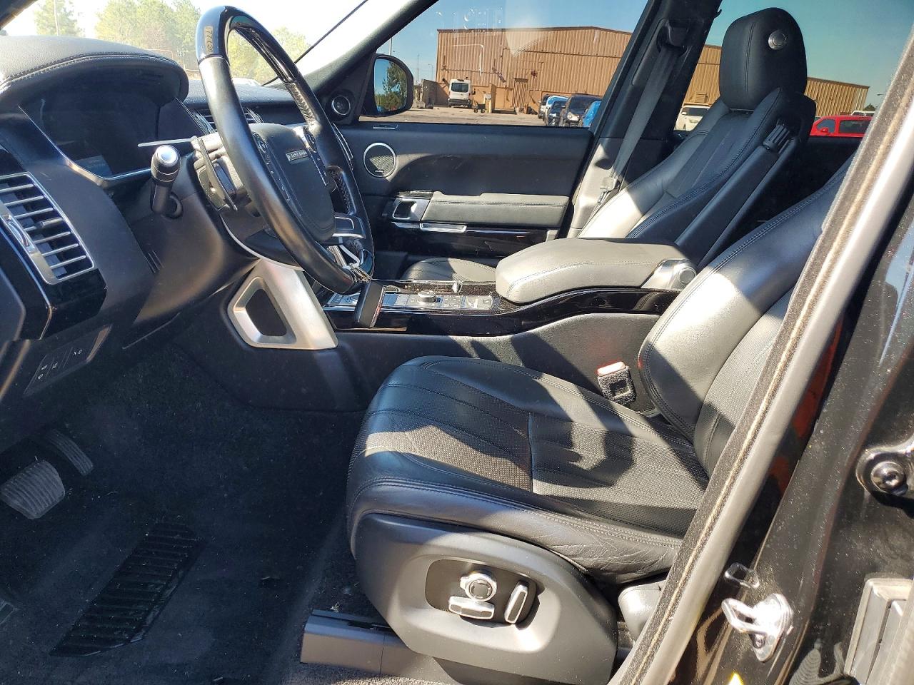 2016 LAND ROVER RANGE ROVER HSE photo 7