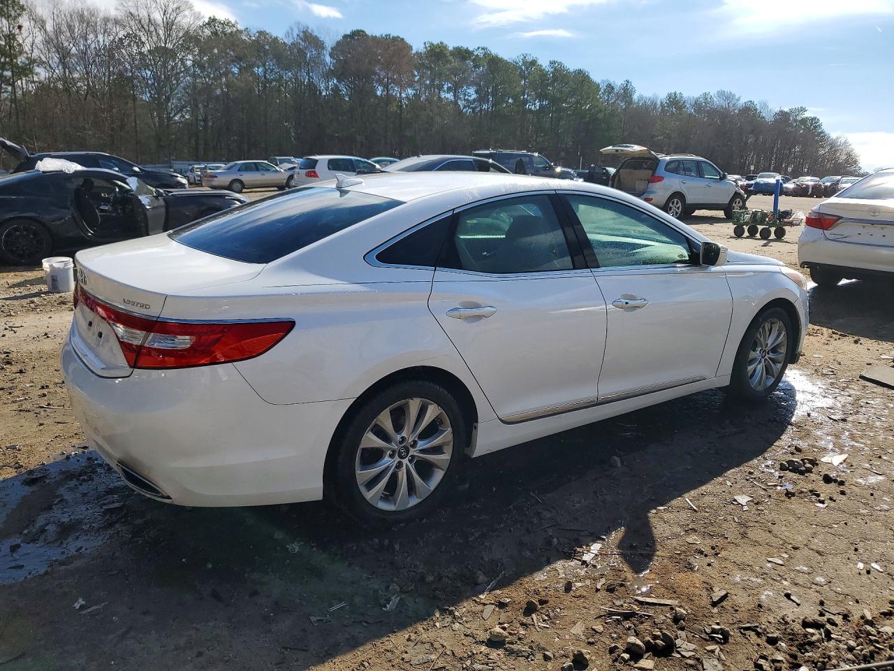 2014 HYUNDAI AZERA photo 3