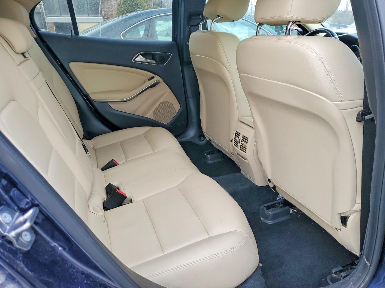 2019 MERCEDES-BENZ GLA 250 4MATIC photo 31