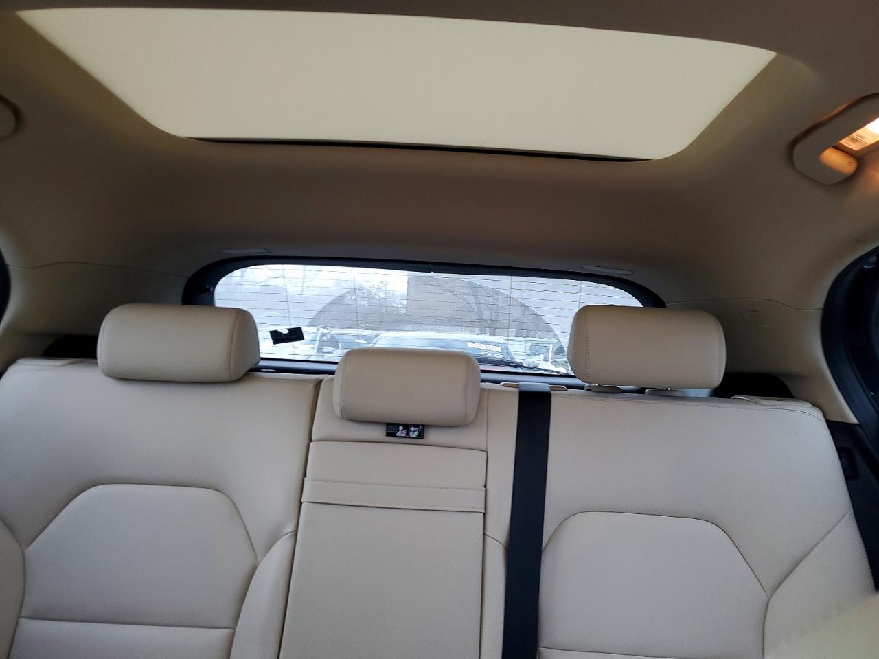 2019 MERCEDES-BENZ GLA 250 4MATIC photo 28