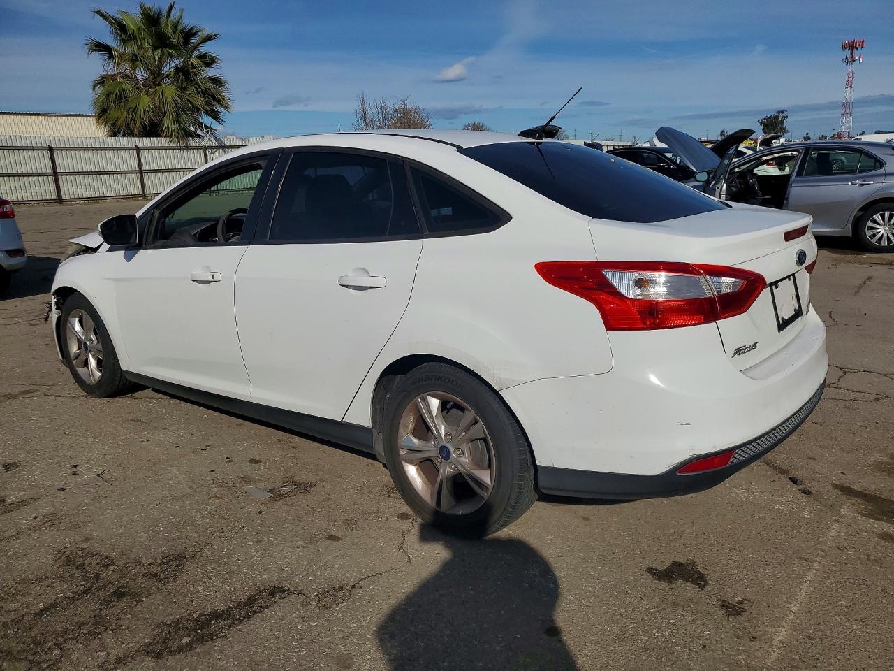 2013 FORD FOCUS SE photo 3
