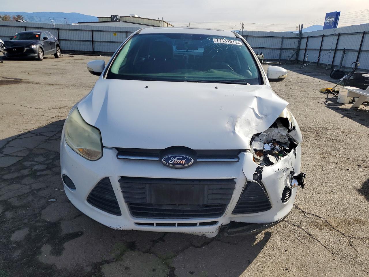 2013 FORD FOCUS SE photo 9