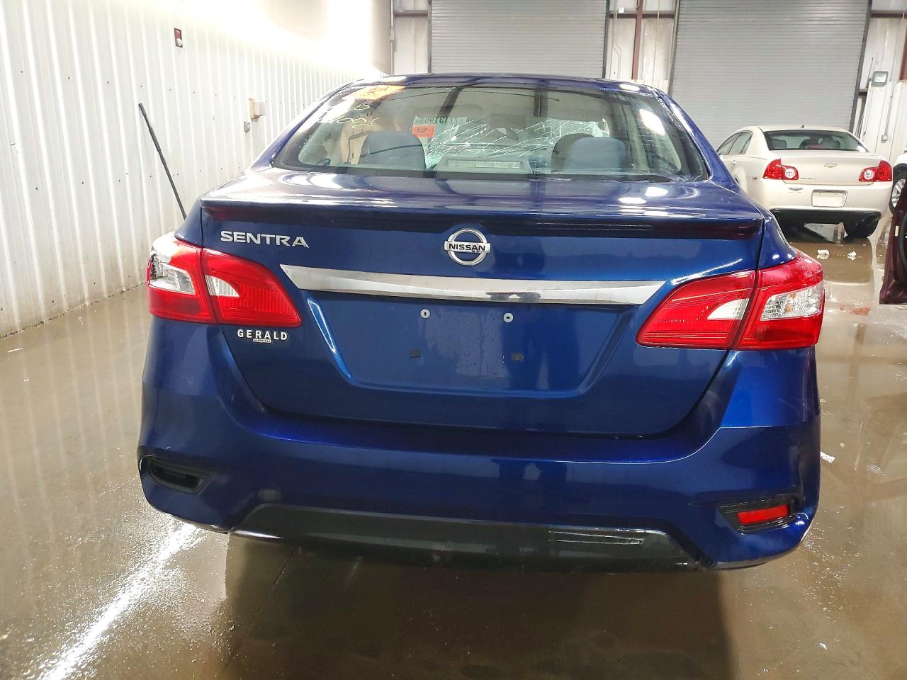 2019 NISSAN SENTRA S photo 6