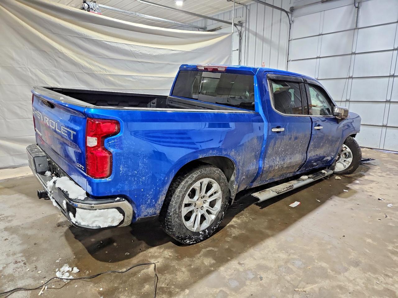 2023 CHEVROLET SILVERADO K1500 LTZ photo 3