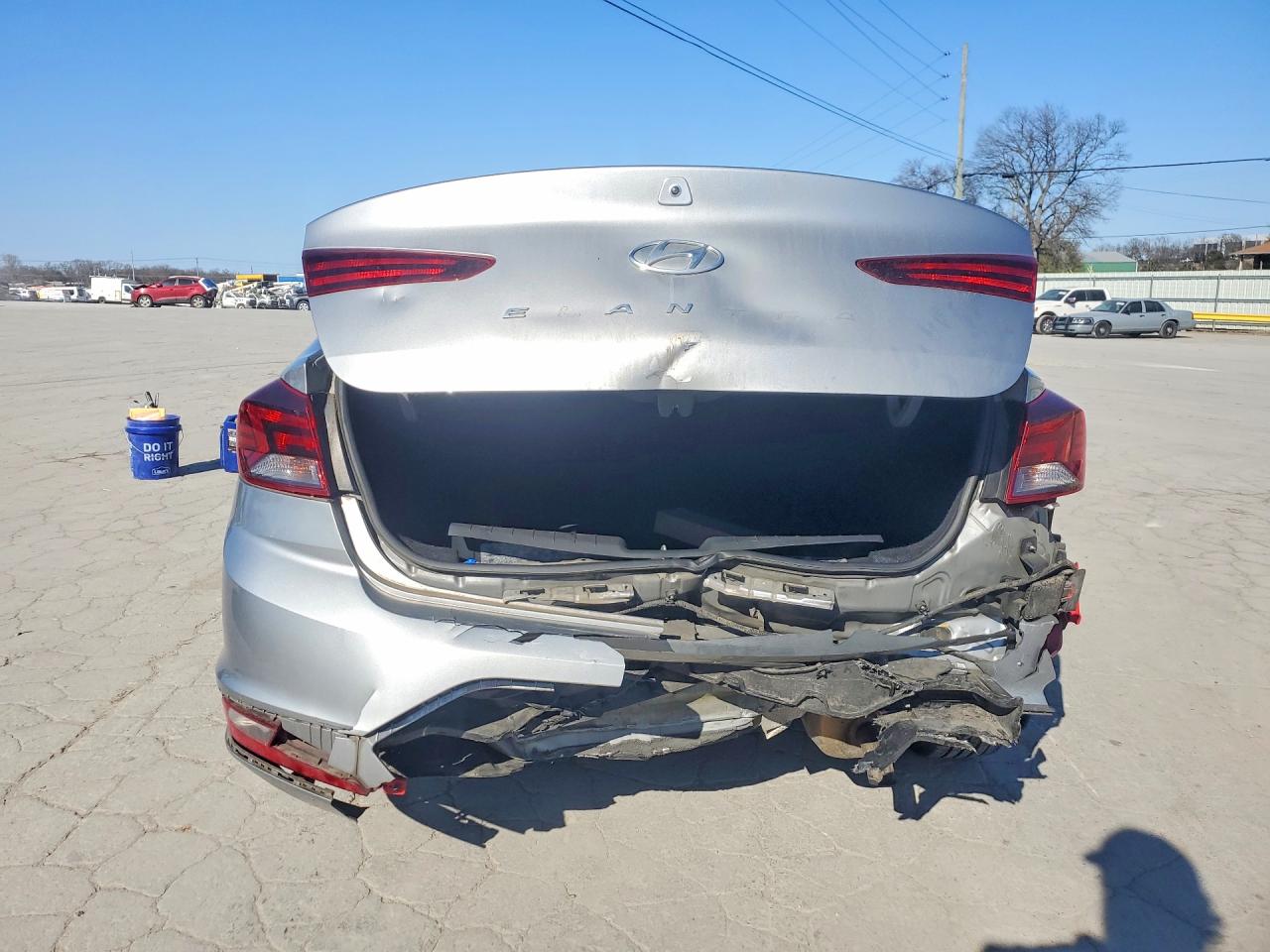 2020 HYUNDAI ELANTRA SEL photo 16