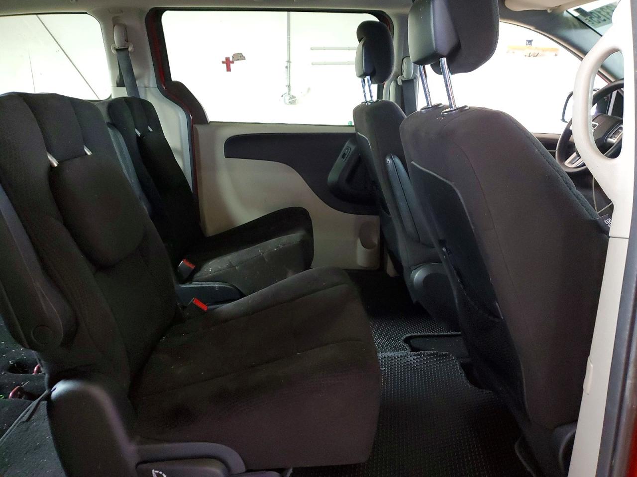 2012 DODGE GRAND CARAVAN SXT photo 11