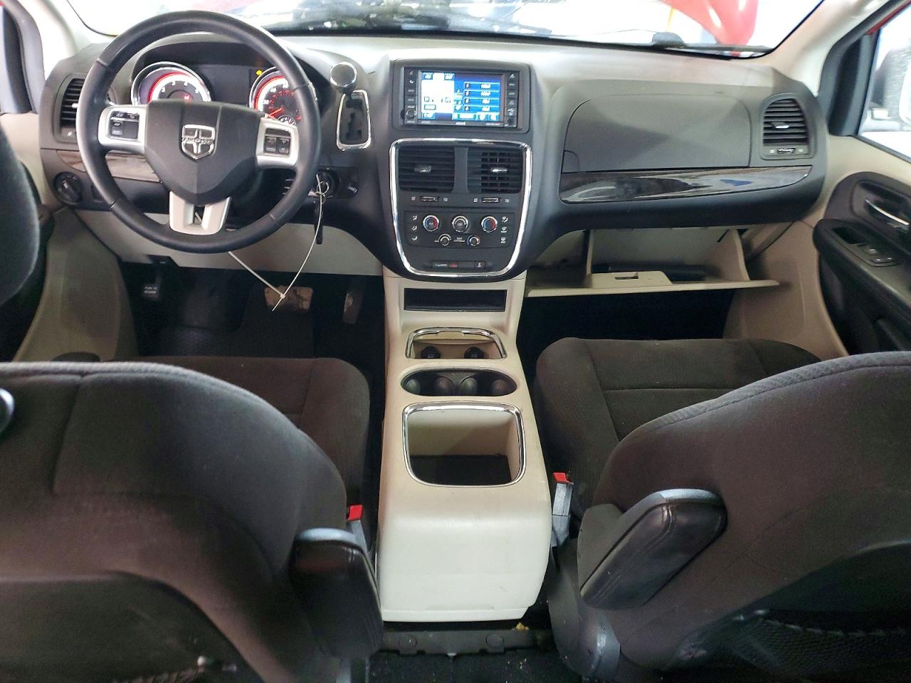 2012 DODGE GRAND CARAVAN SXT photo 8