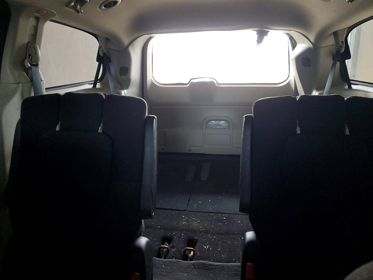 2012 DODGE GRAND CARAVAN SXT photo 10