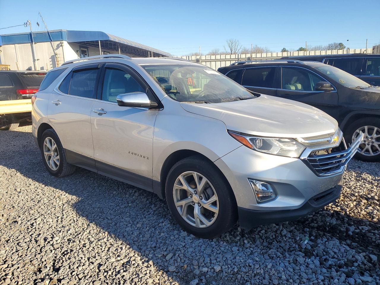 2019 CHEVROLET EQUINOX PREMIER photo 4