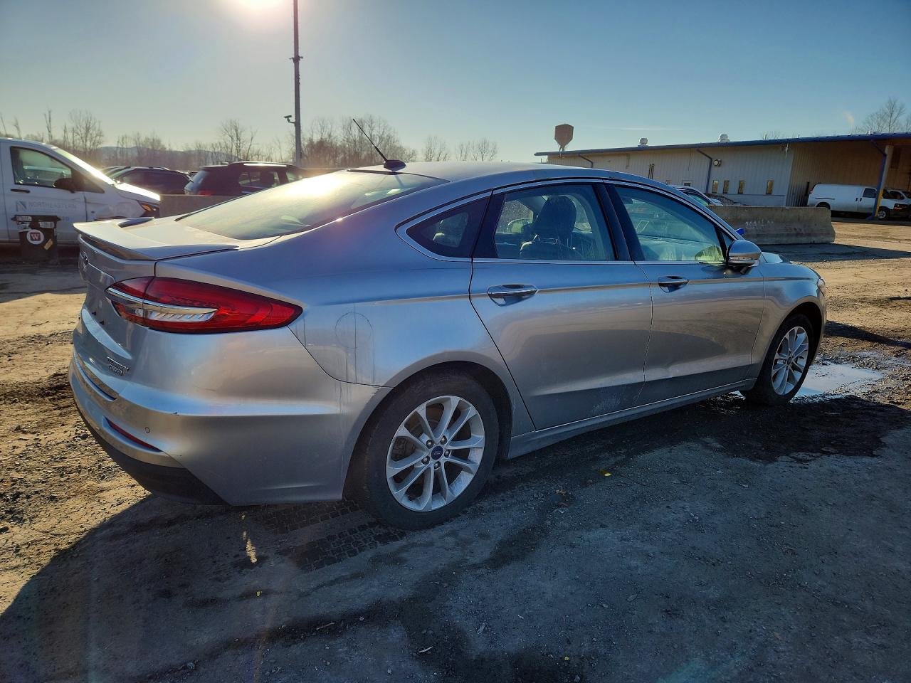 2020 FORD FUSION TITANIUM photo 5