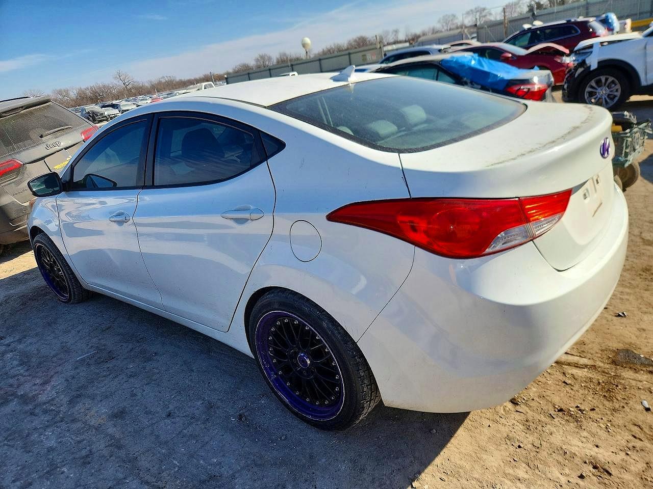 2012 HYUNDAI ELANTRA GLS photo 3