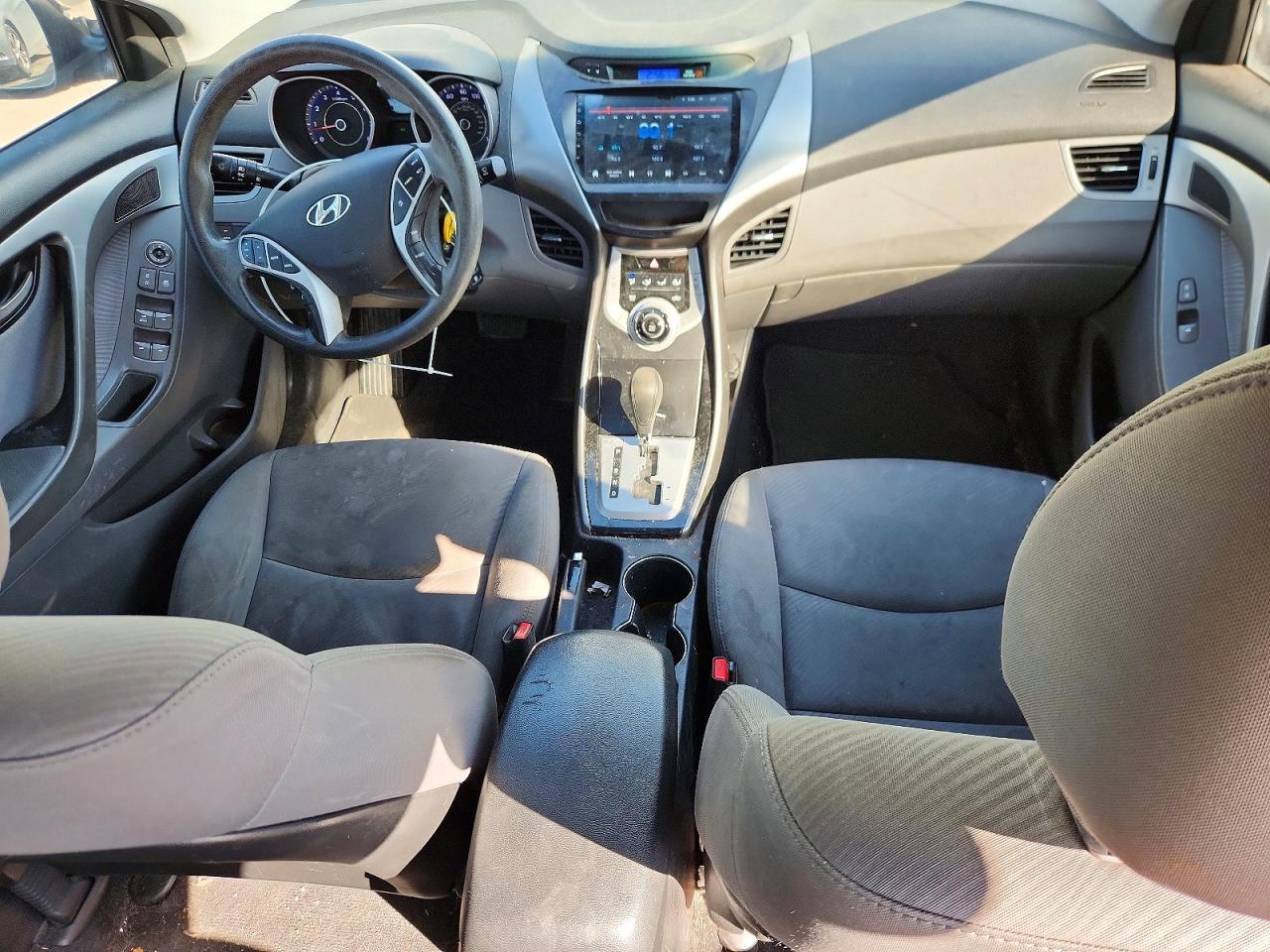 2012 HYUNDAI ELANTRA GLS photo 15