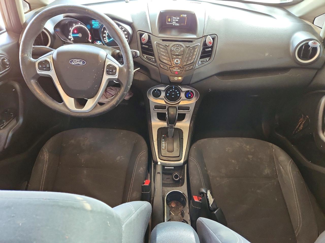 2019 FORD FIESTA SE photo 15