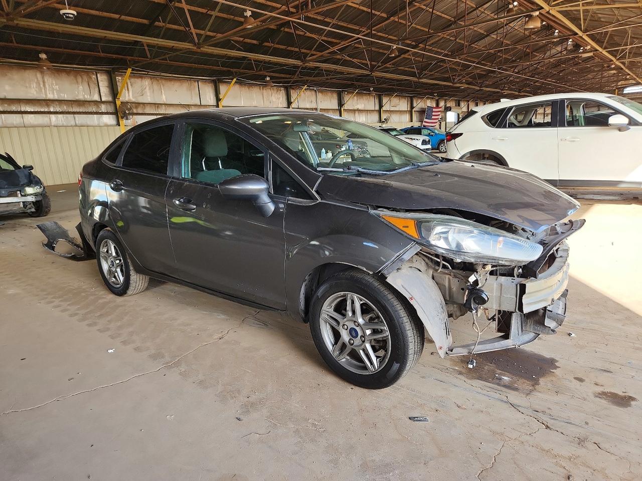 2019 FORD FIESTA SE photo 7