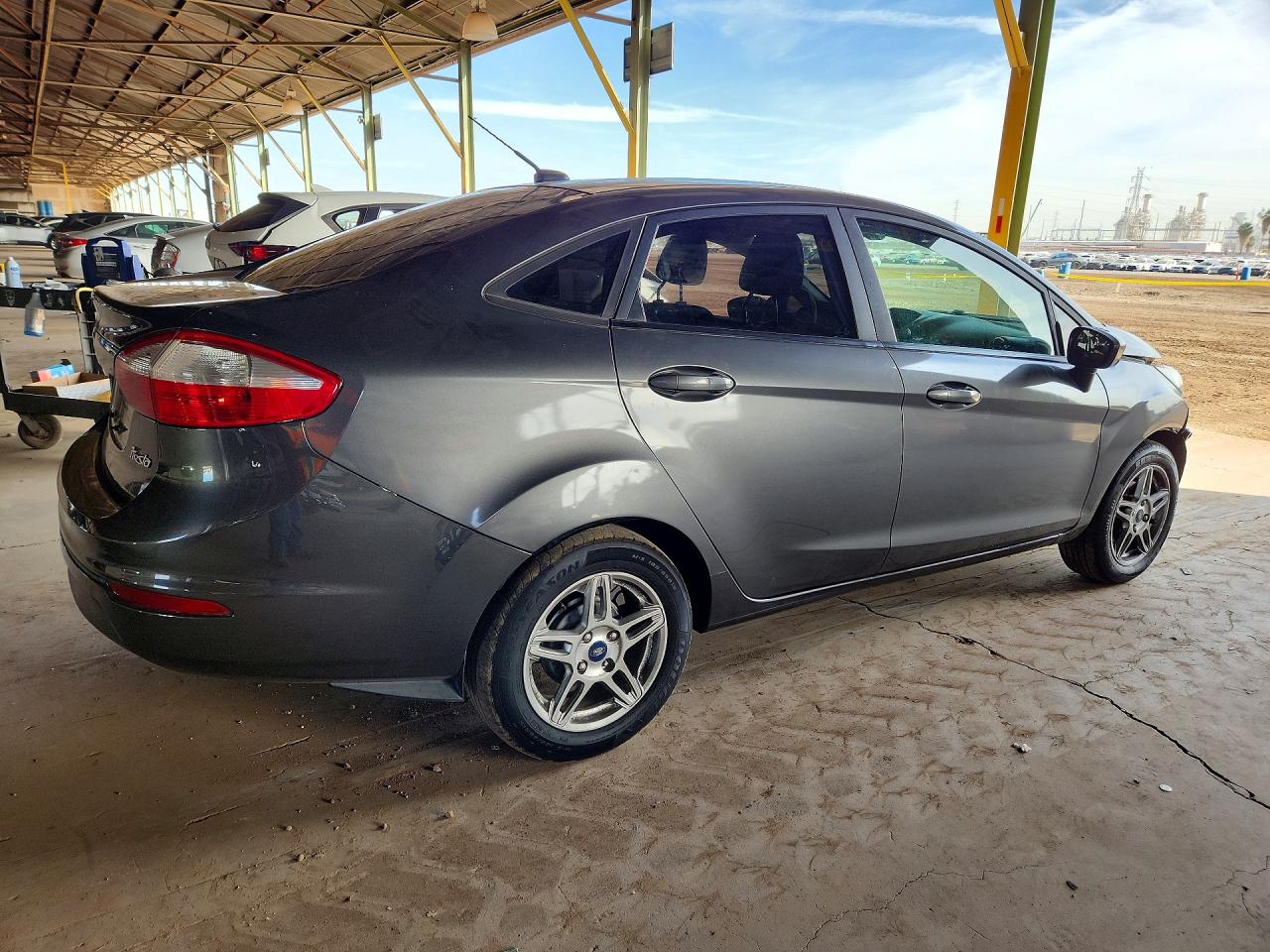 2019 FORD FIESTA SE photo 5