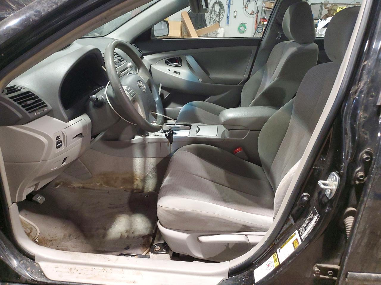 2011 TOYOTA CAMRY BASE photo 7
