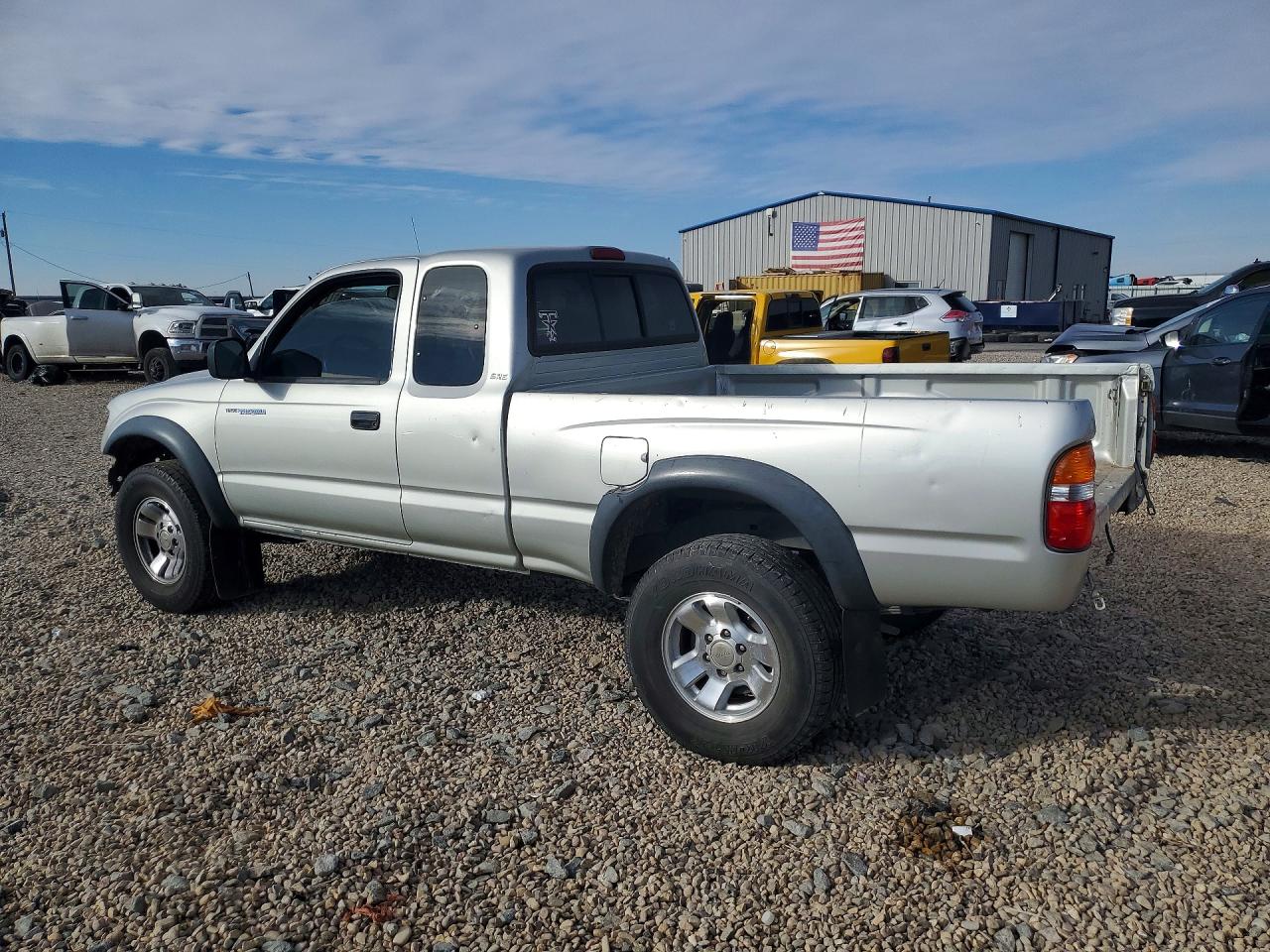 2002 TOYOTA TACOMA XTRACAB PRERUNNER photo 2