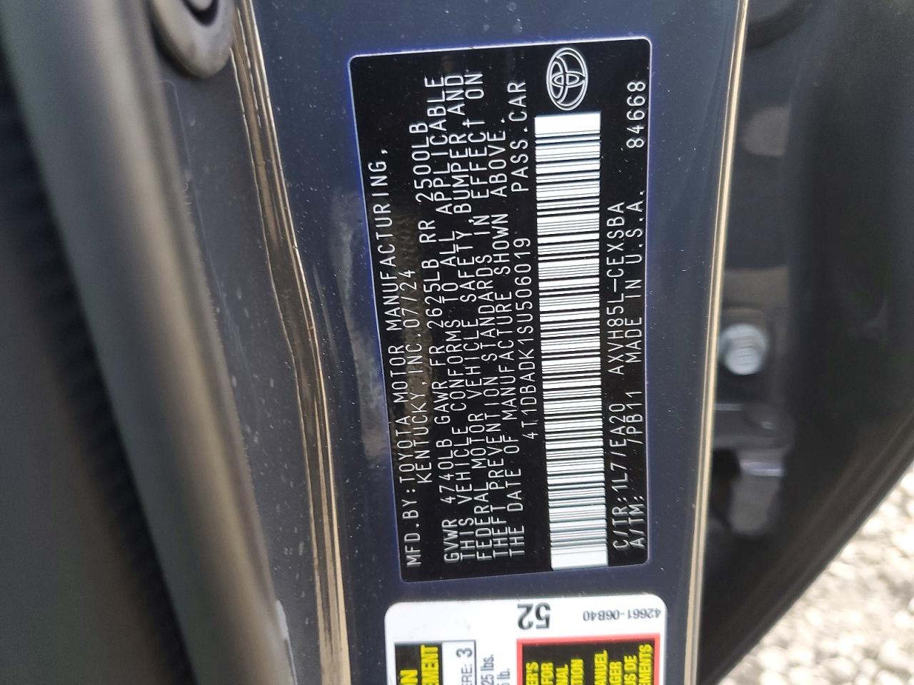 2025 TOYOTA CAMRY SE photo 12