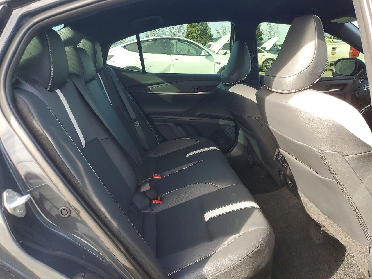 2025 TOYOTA CAMRY SE photo 10