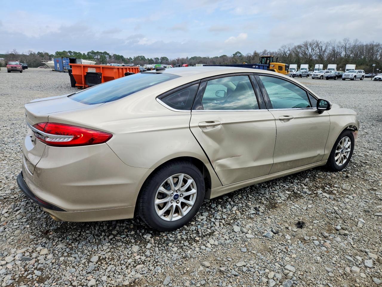 2017 FORD FUSION S photo 3