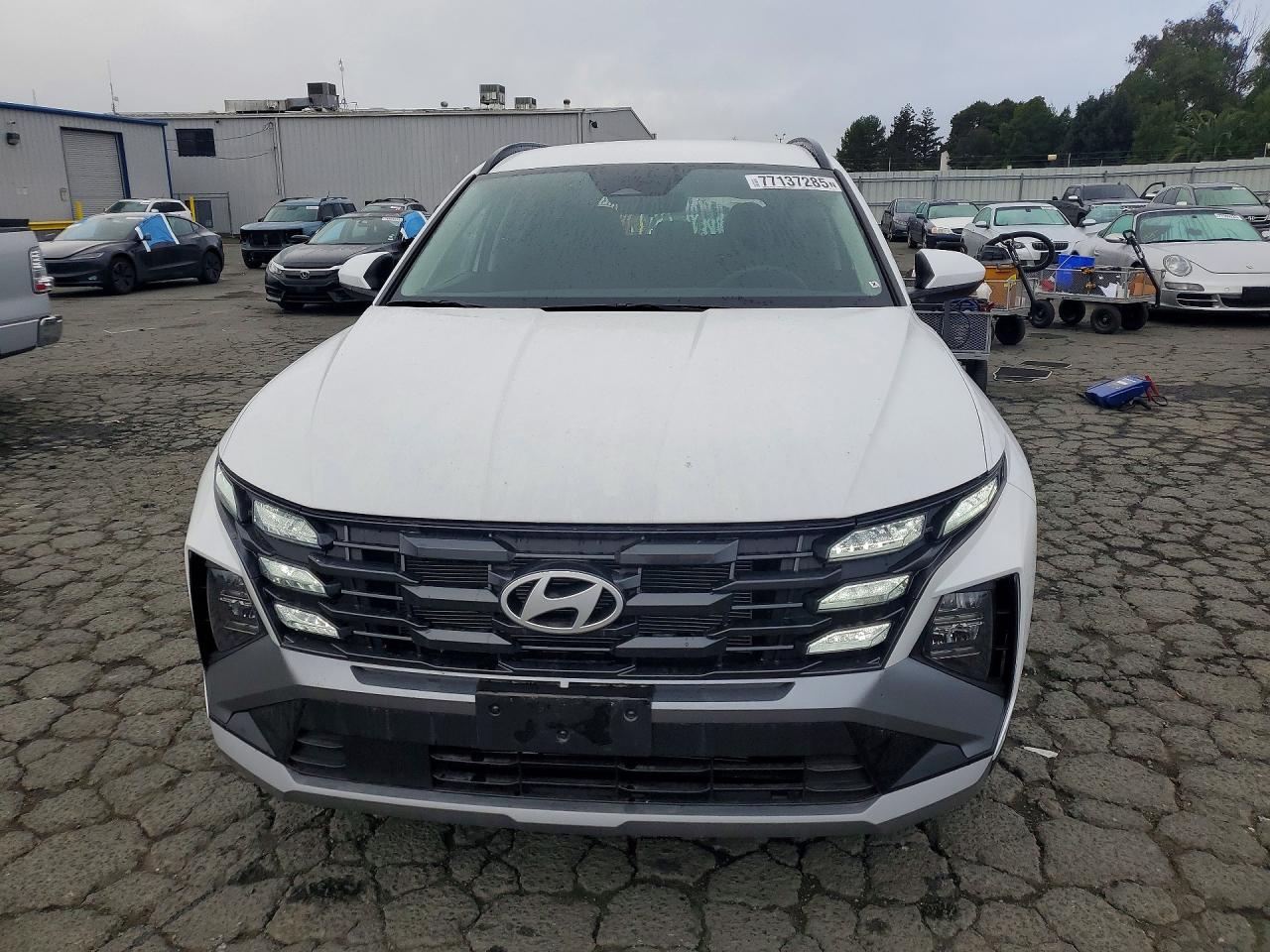 2025 HYUNDAI TUCSON SEL photo 9