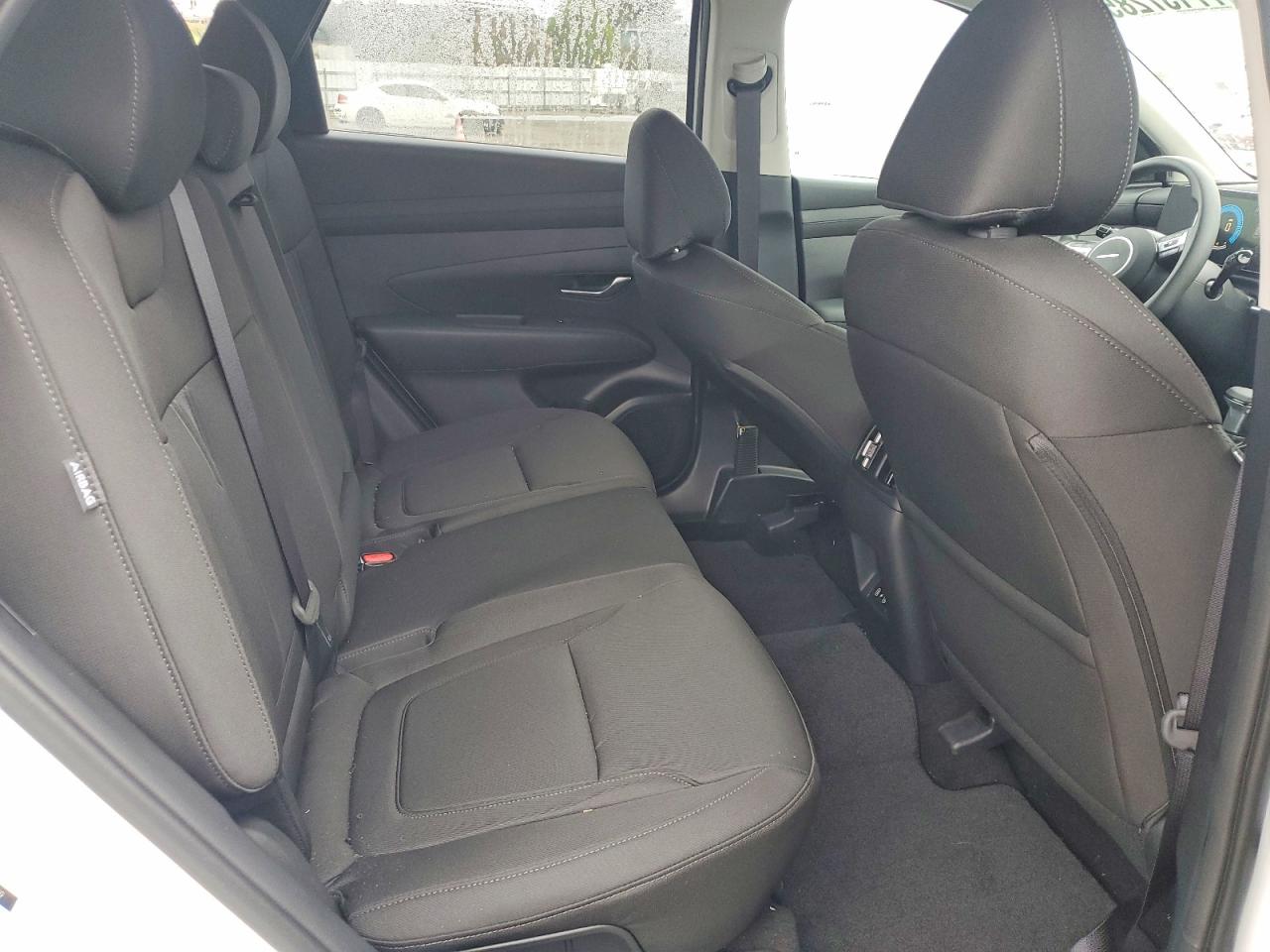 2025 HYUNDAI TUCSON SEL photo 19