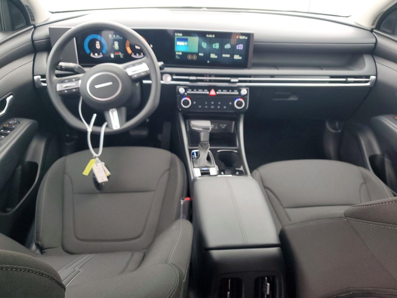 2025 HYUNDAI TUCSON SEL photo 15
