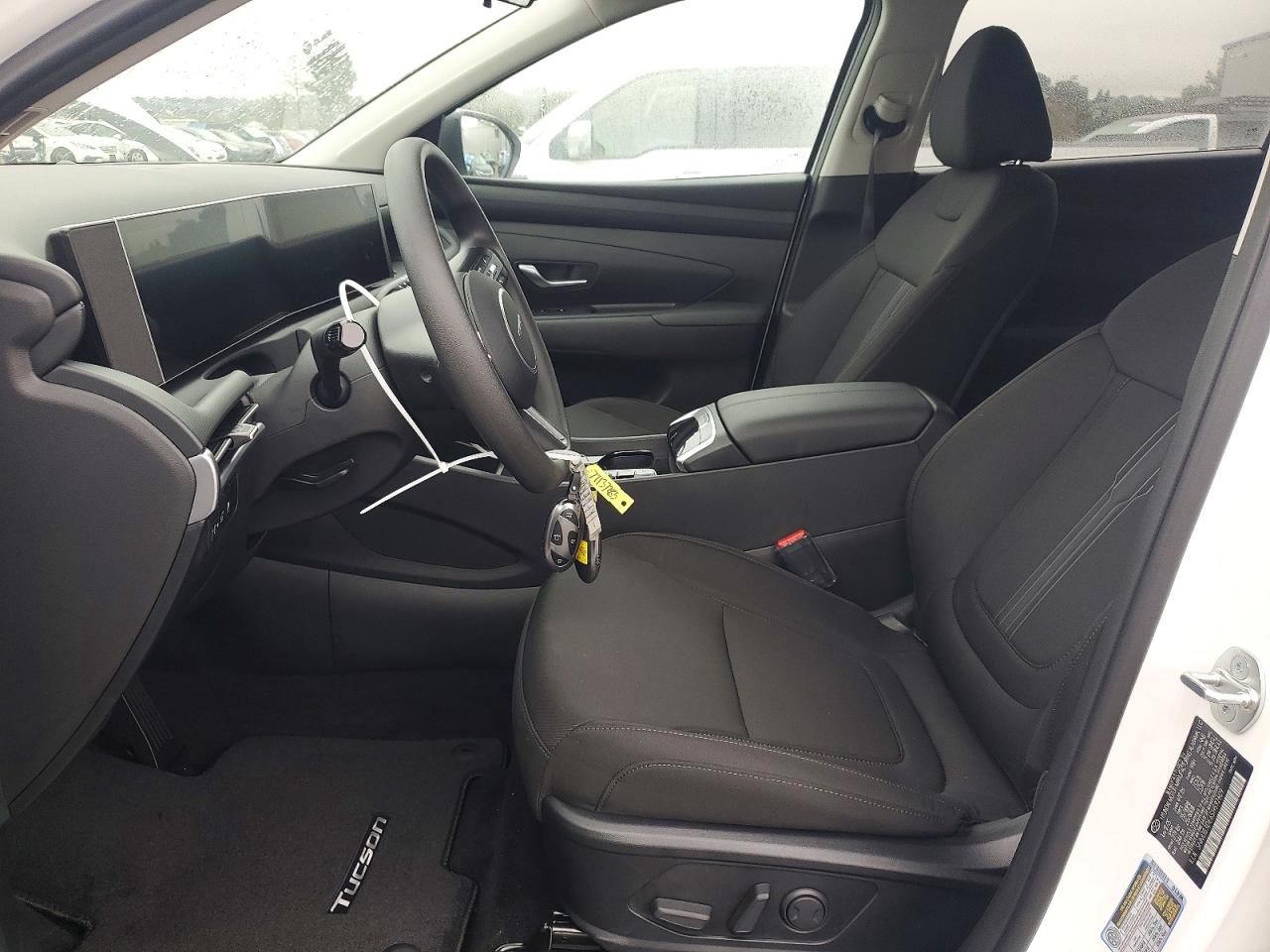 2025 HYUNDAI TUCSON SEL photo 13