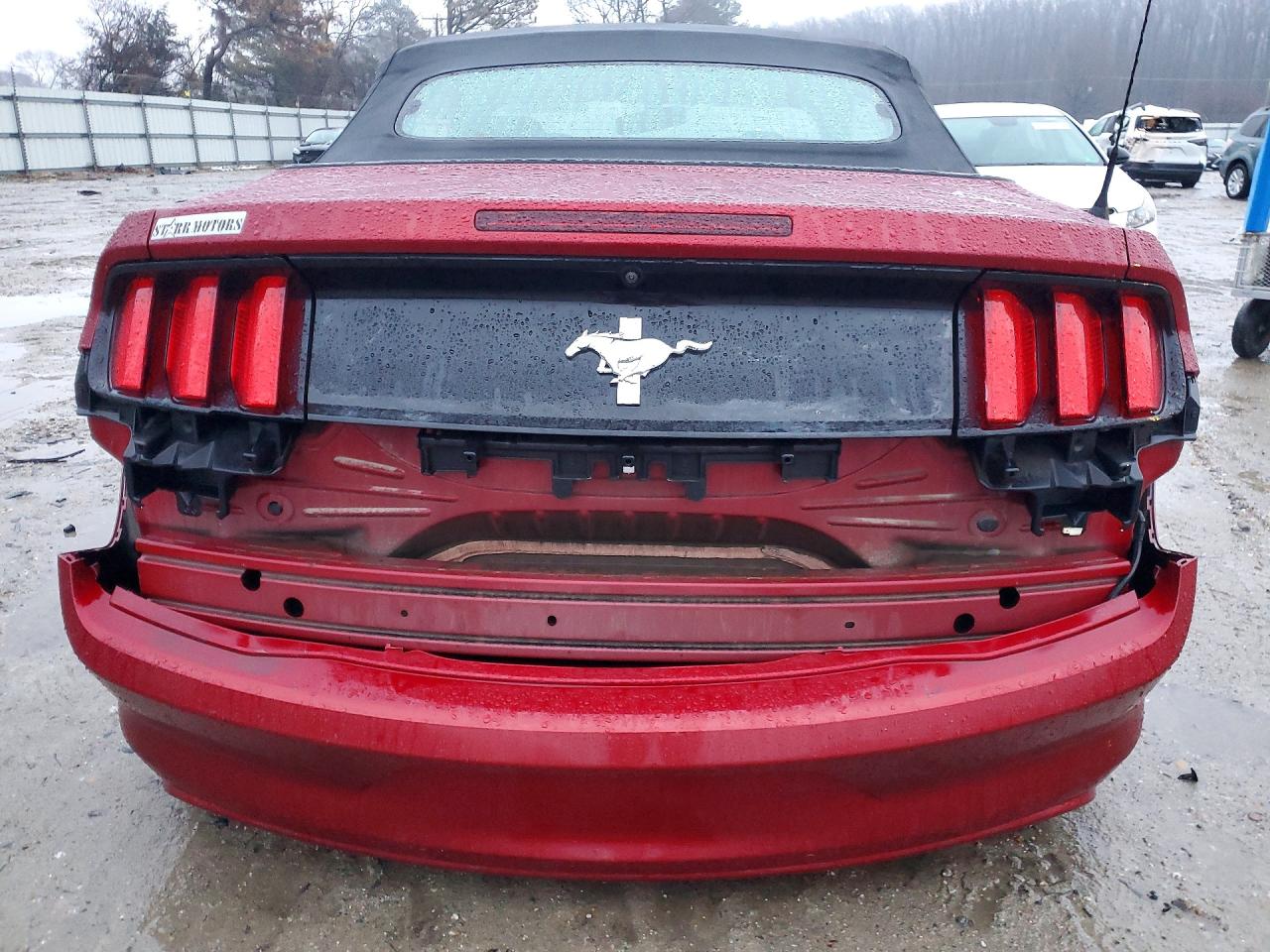 2015 FORD MUSTANG photo 11