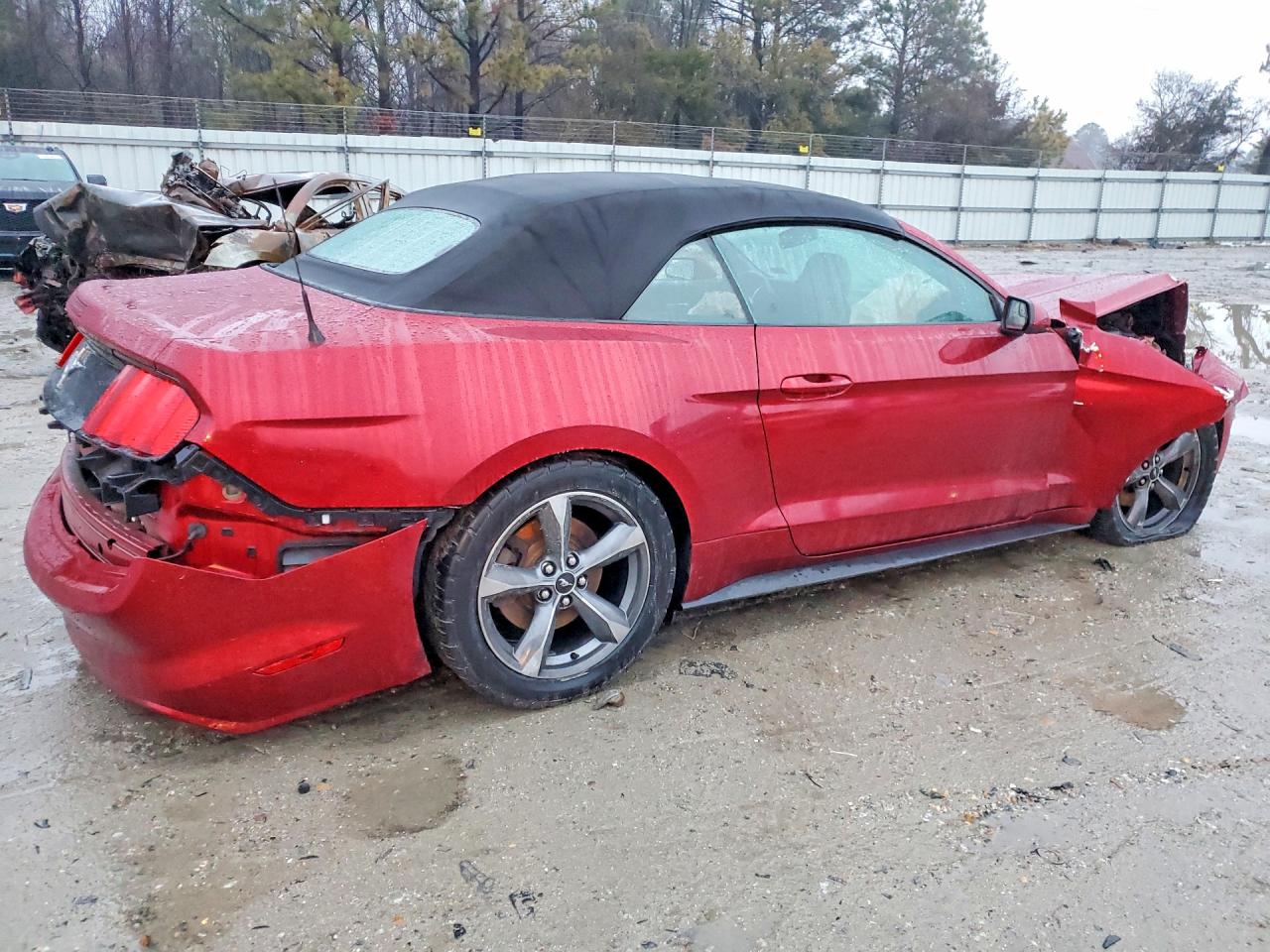2015 FORD MUSTANG photo 5