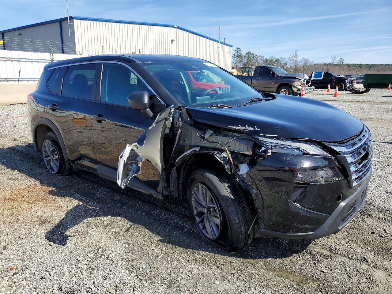 2024 NISSAN ROGUE S photo 7