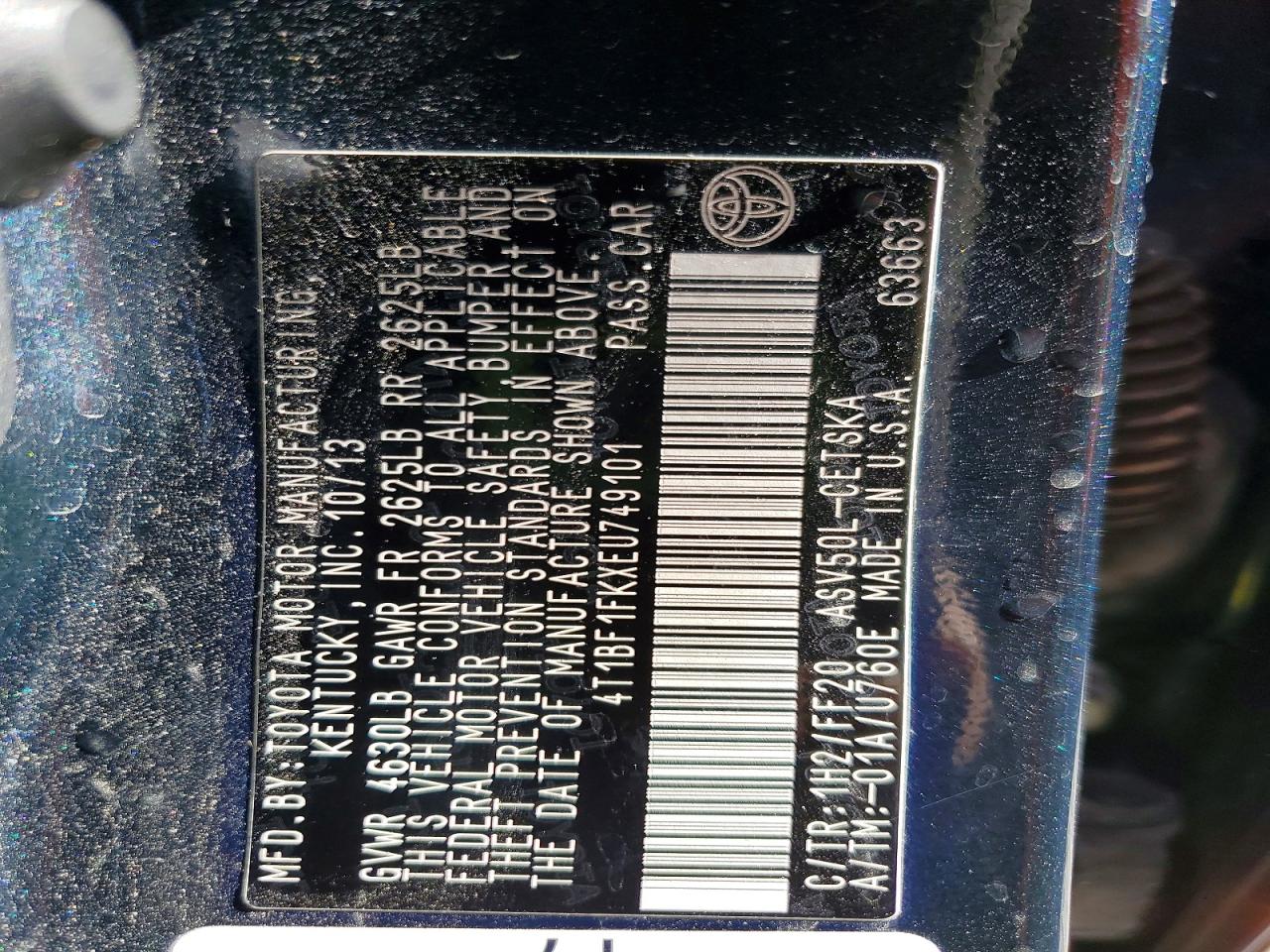 2014 TOYOTA CAMRY SE photo 12
