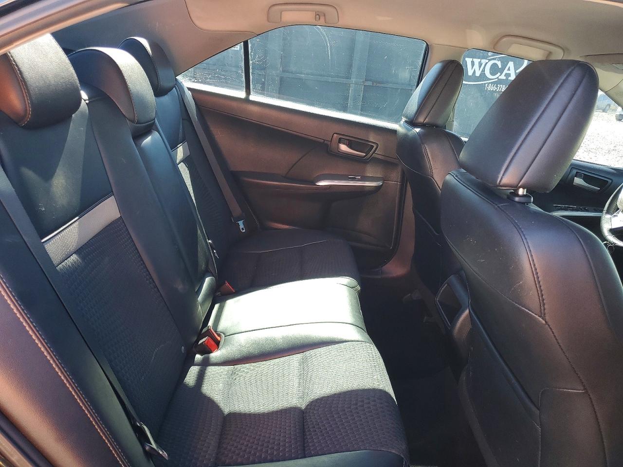 2014 TOYOTA CAMRY SE photo 10