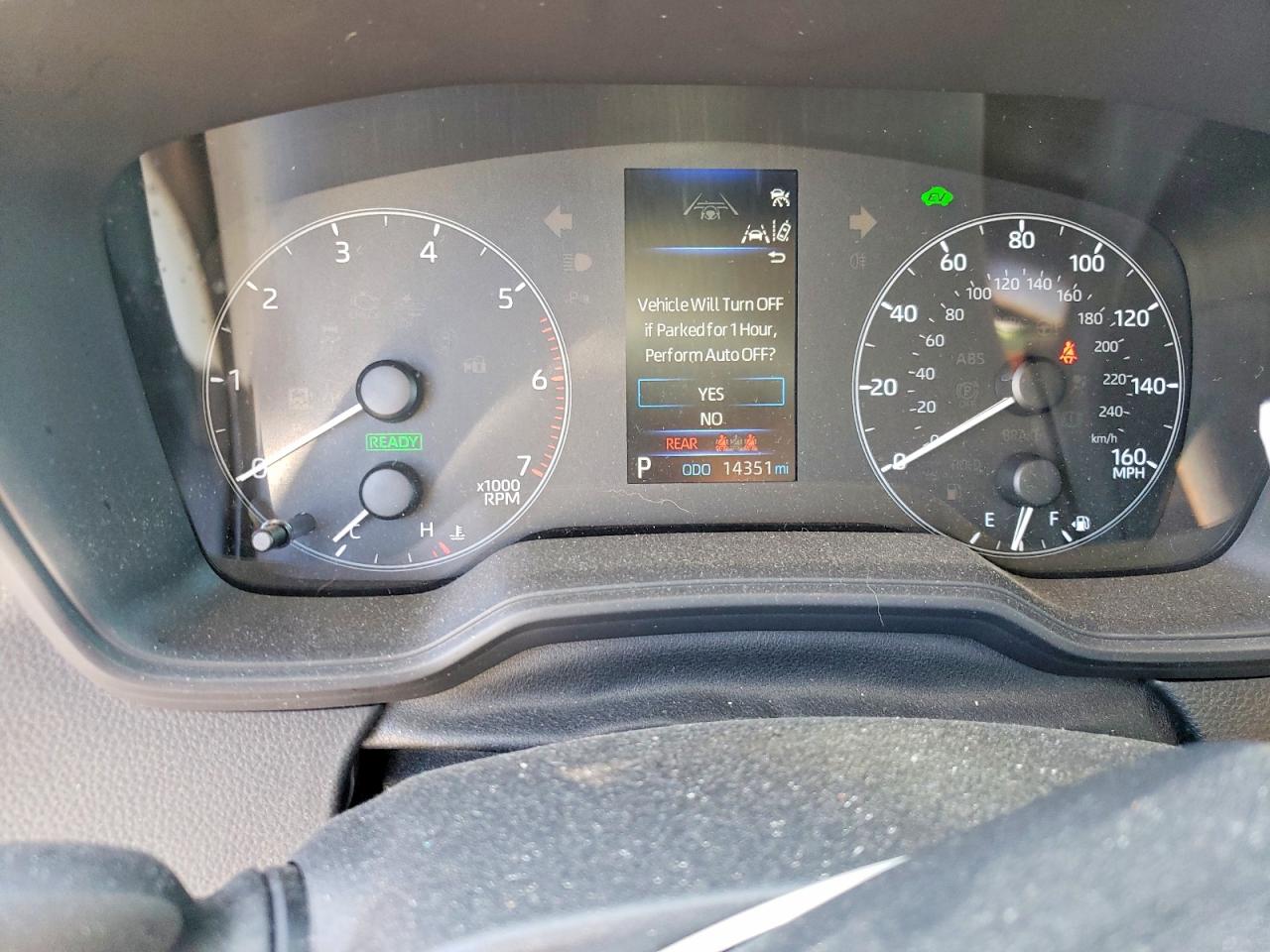 2025 TOYOTA COROLLA LE photo 17