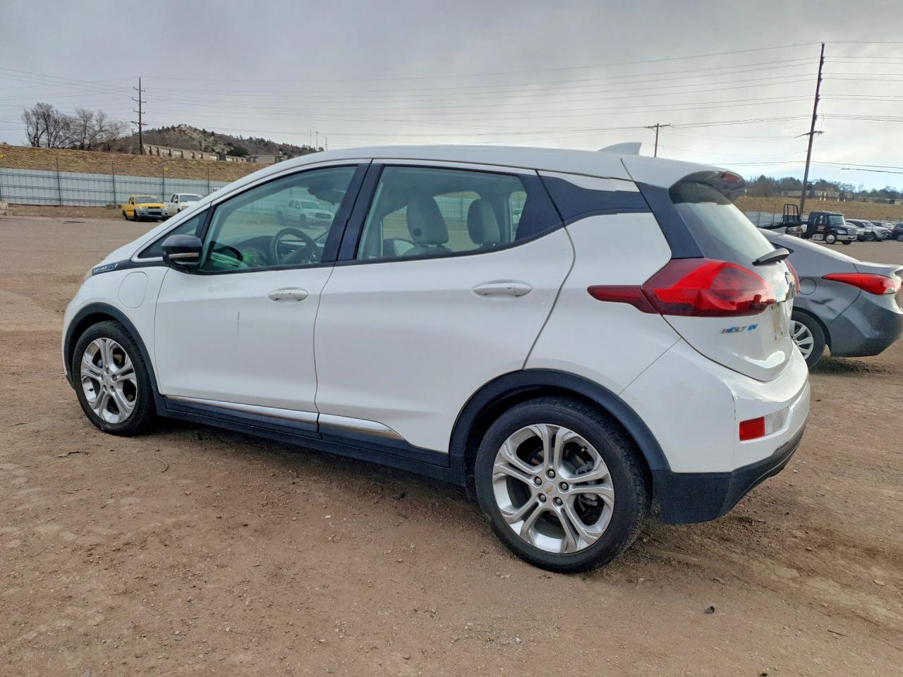 2017 CHEVROLET BOLT EV LT photo 4