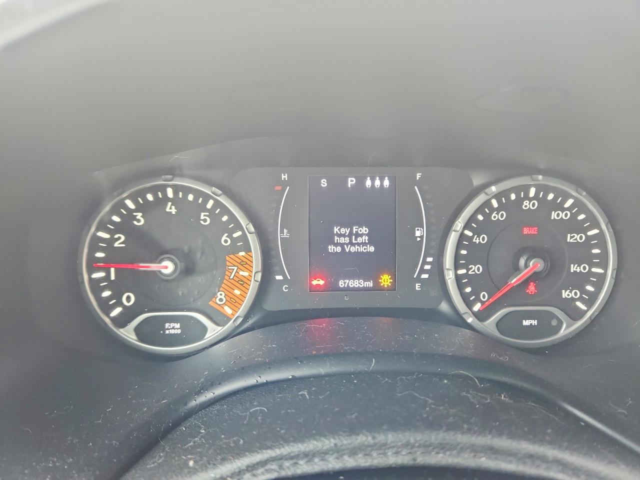 2019 JEEP RENEGADE LATITUDE photo 17
