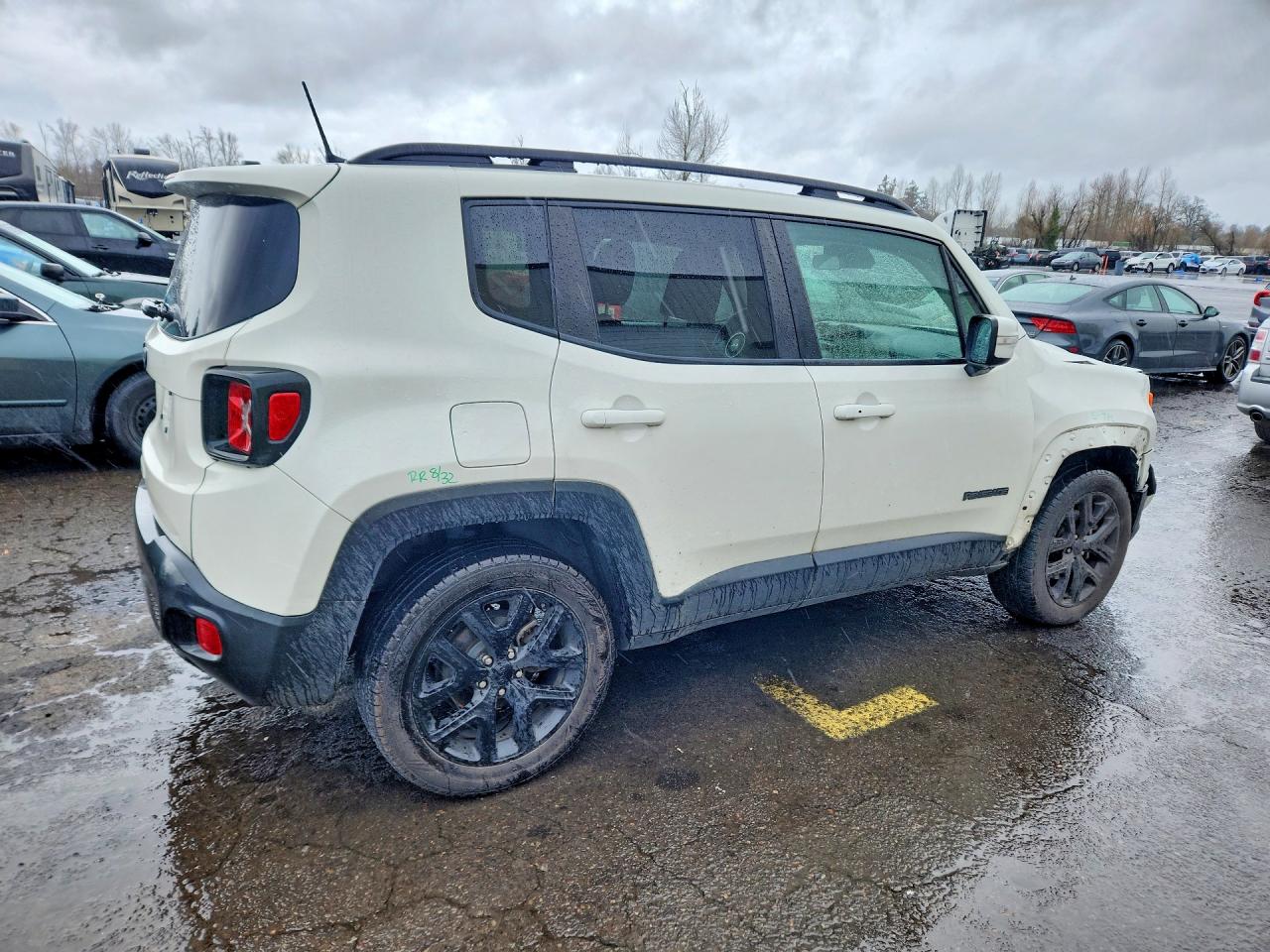 2019 JEEP RENEGADE LATITUDE photo 5