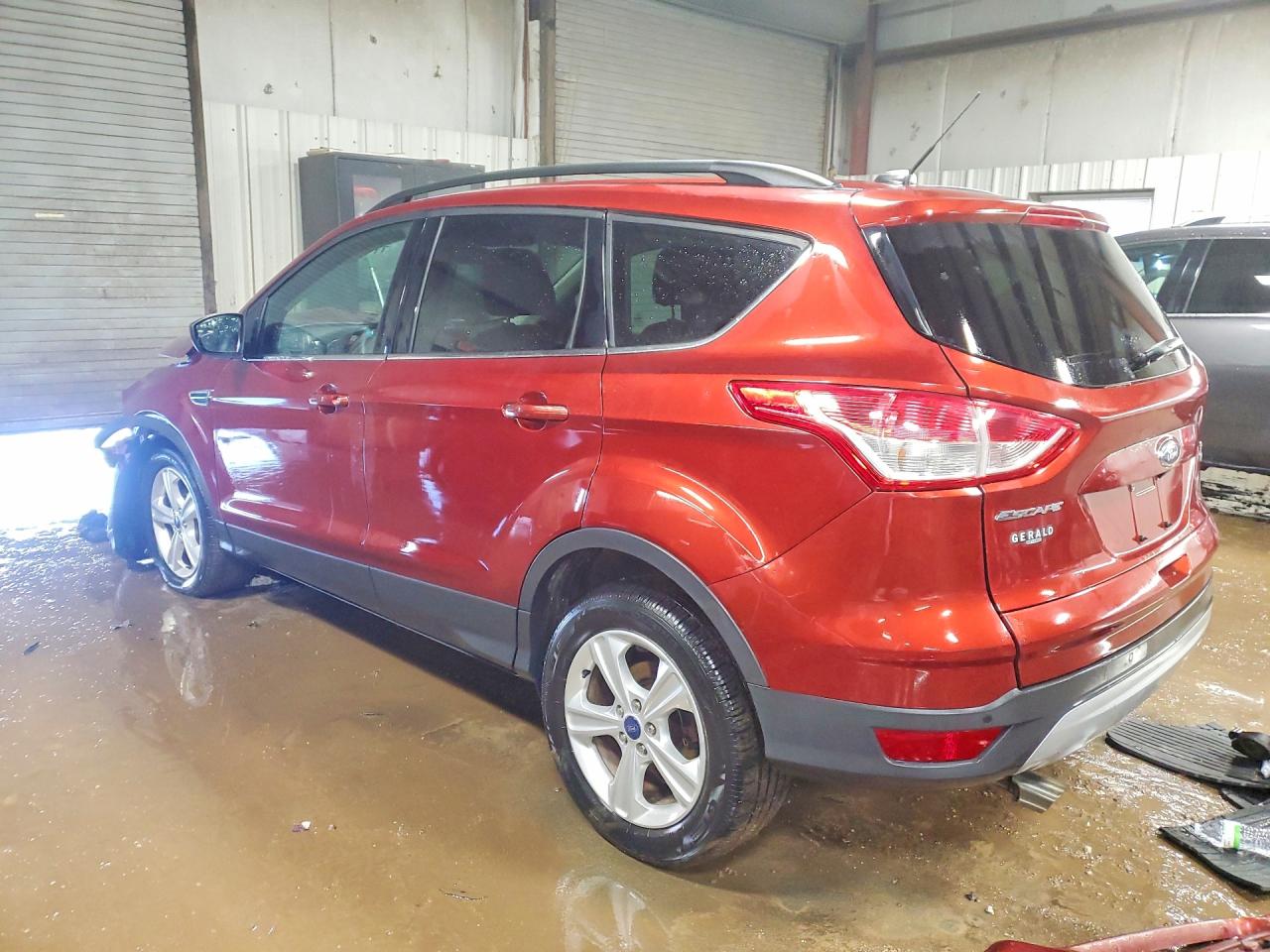 2016 FORD ESCAPE SE photo 2