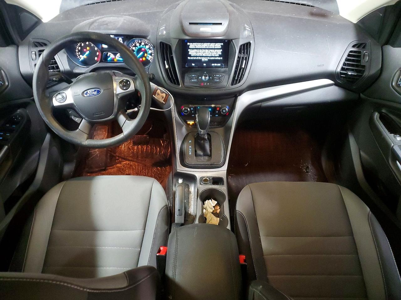 2016 FORD ESCAPE SE photo 8