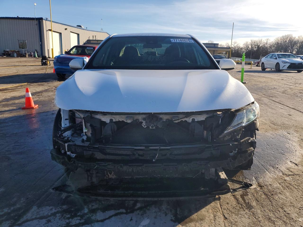 2021 TOYOTA CAMRY LE photo 5