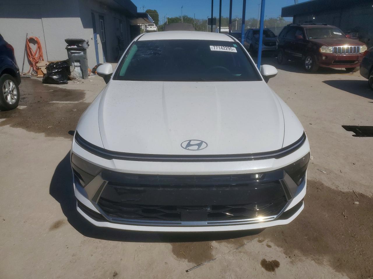 2025 HYUNDAI SONATA SEL photo 13